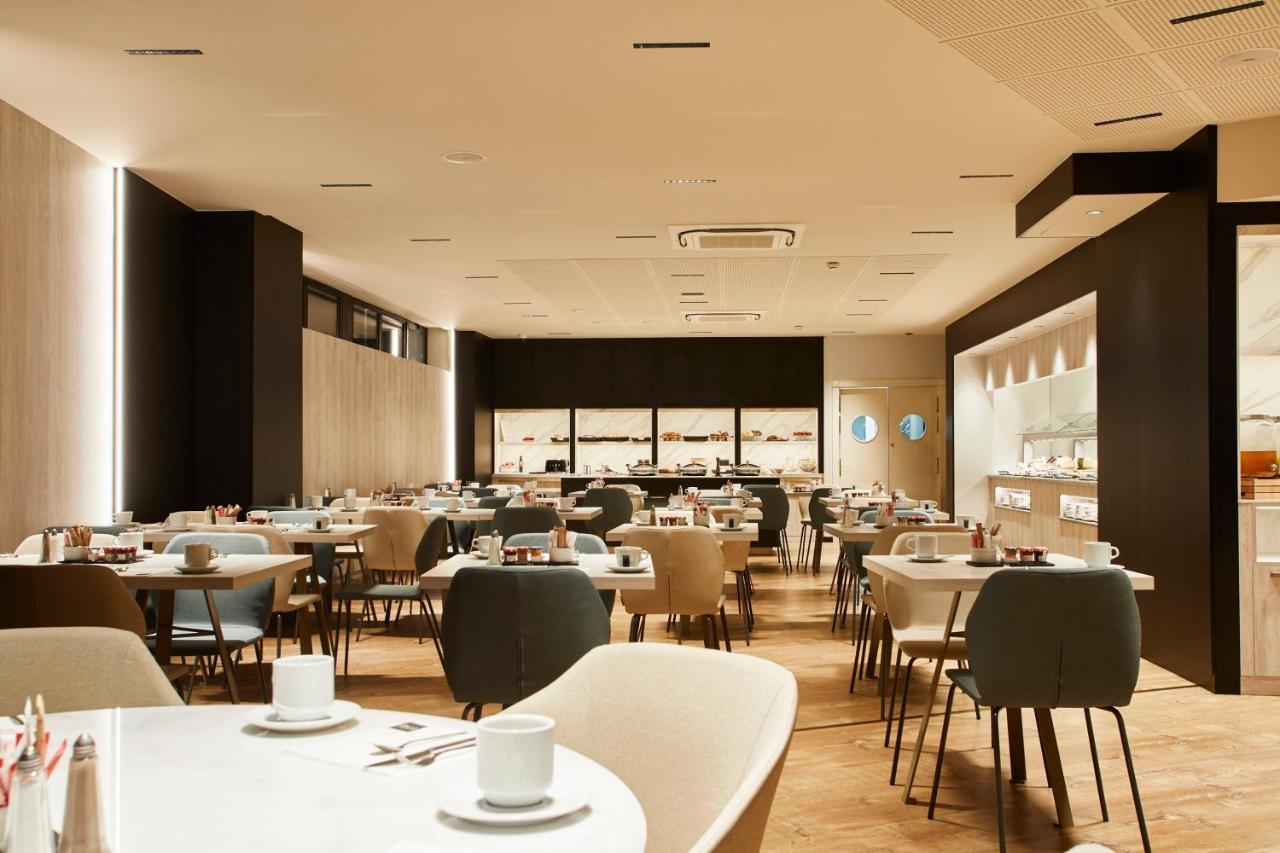 Grand Plaza Hotel & Wellness Андора ла Веля Екстериор снимка The restaurant