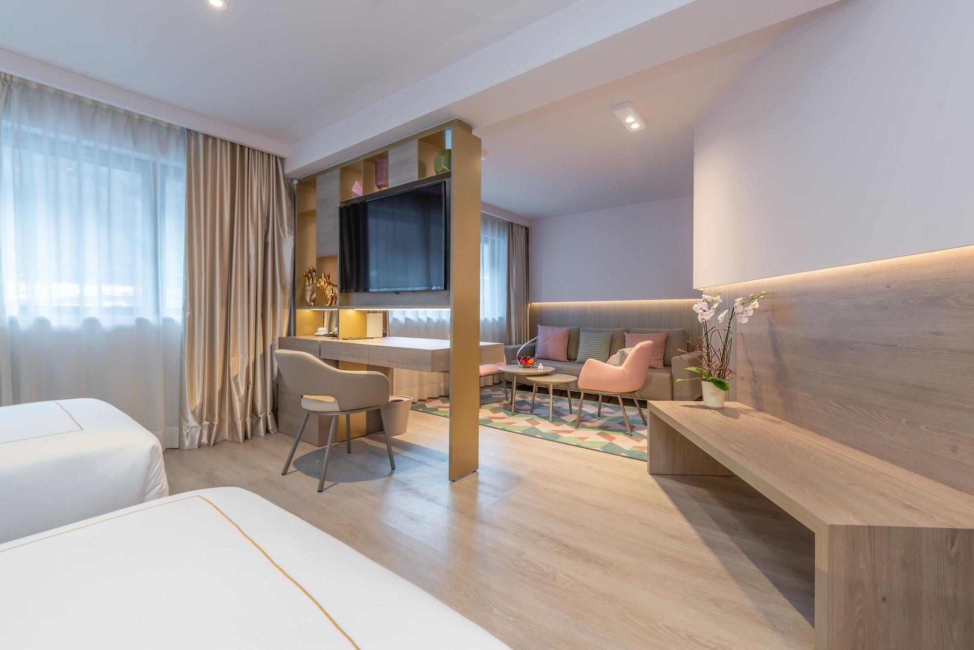 Grand Plaza Hotel & Wellness Андора ла Веля Екстериор снимка A room at the hotel